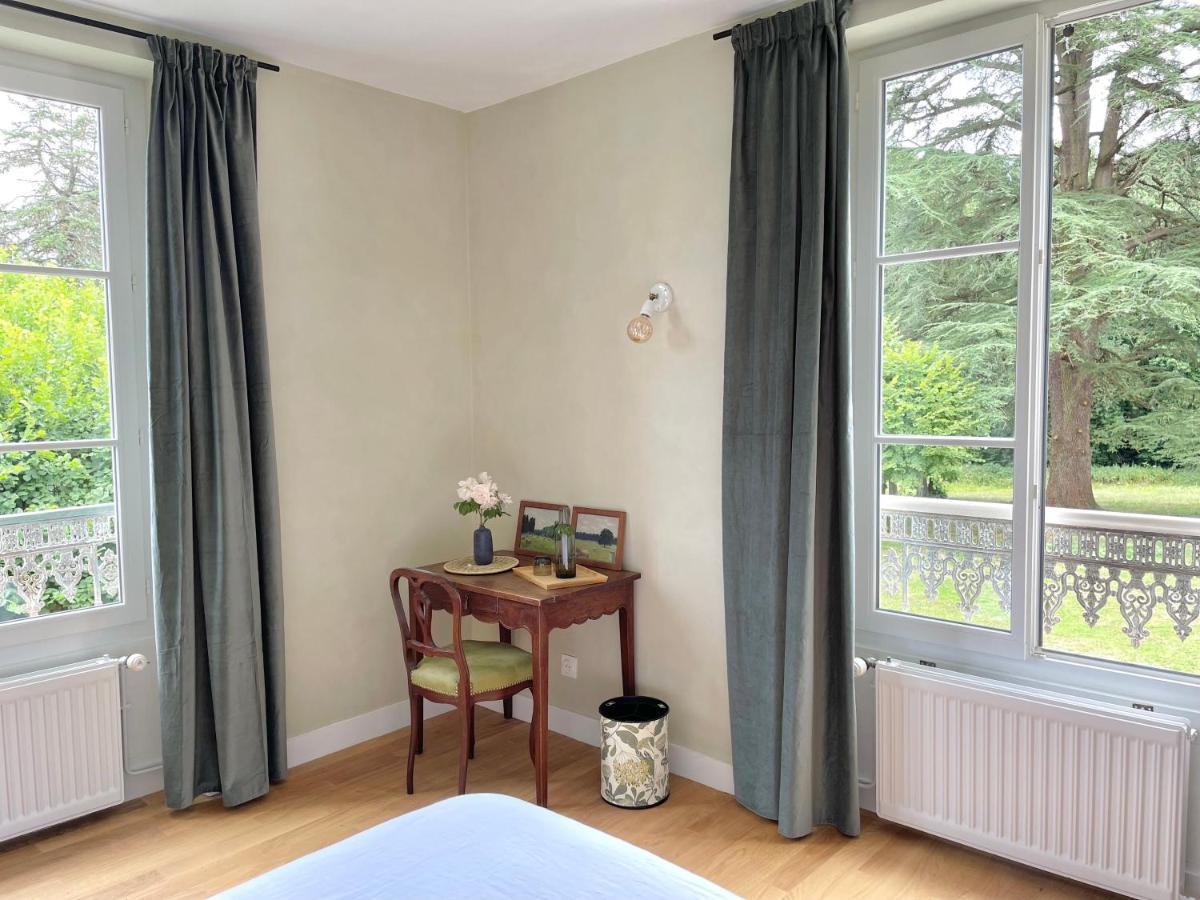 Entre Les Branches Bed & Breakfast Saint-Regle Bagian luar foto